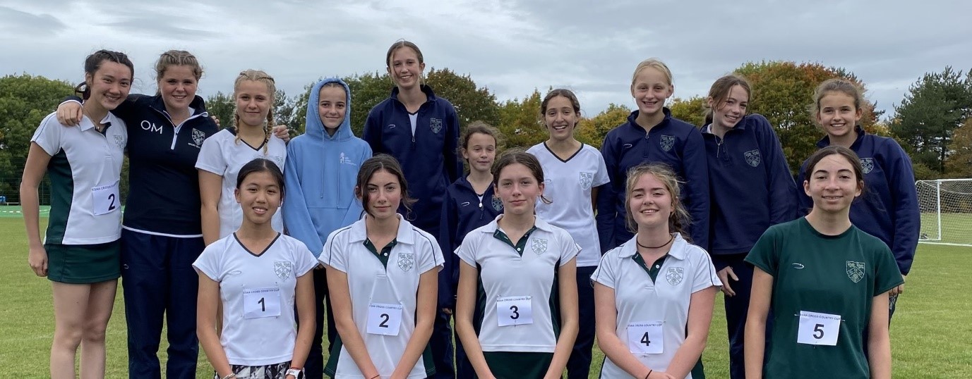 Group photo of CLC cross country runners