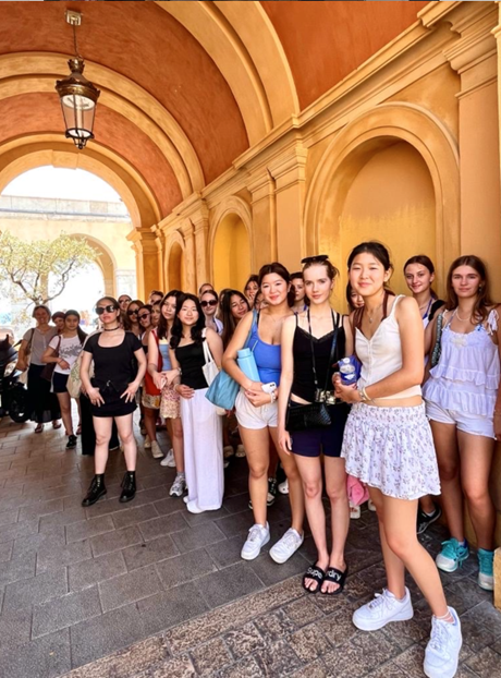 UC4 and SFC1 trip to Nice, view of the group of students. 
